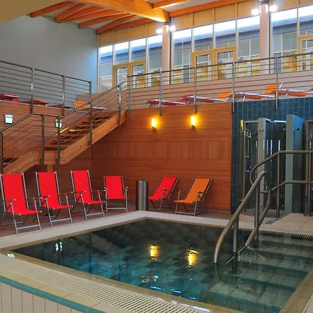Hotel Velence & 4*