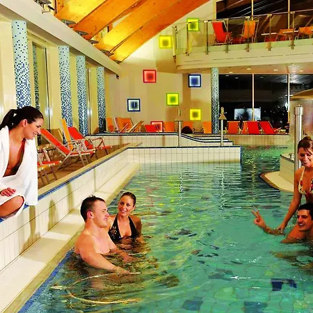Velence & Hotel 4*